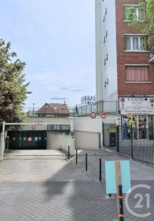 parking à louer - 13.0 m2 - PANTIN - 93 - ILE-DE-FRANCE - Century 21 Sf Immobilier